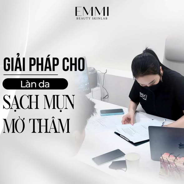 Chăm sóc da mụn mùa hè: 3 sai lầm cần tránh