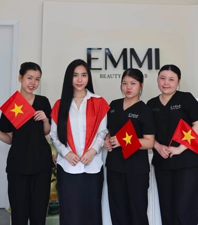 Emmi Beauty Skinlab chúc mừng Quốc khánh 2/9